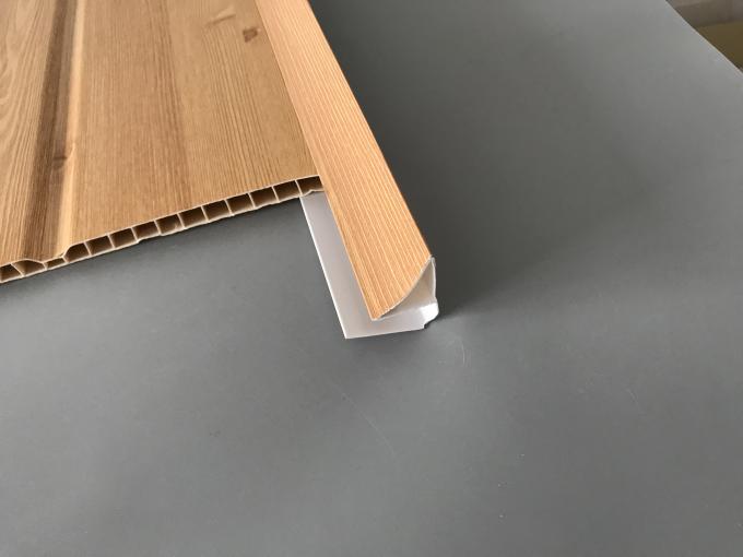 perfiles laminados madera de la protuberancia del PVC de los 5.95m para el desmontaje conveniente industrial