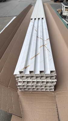 Paneles de pared 3D de PVC con revestimiento de madera de WPC
