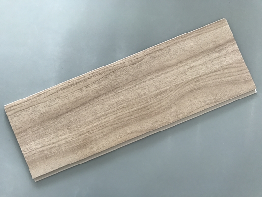 Los paneles de techo de madera laminados del Pvc antienvejecedores